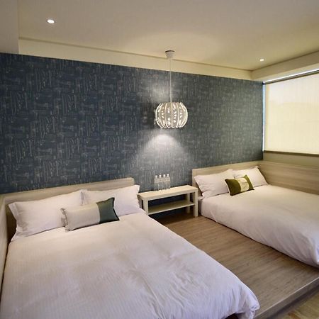 Sakagami Hotel Tainan Extérieur photo