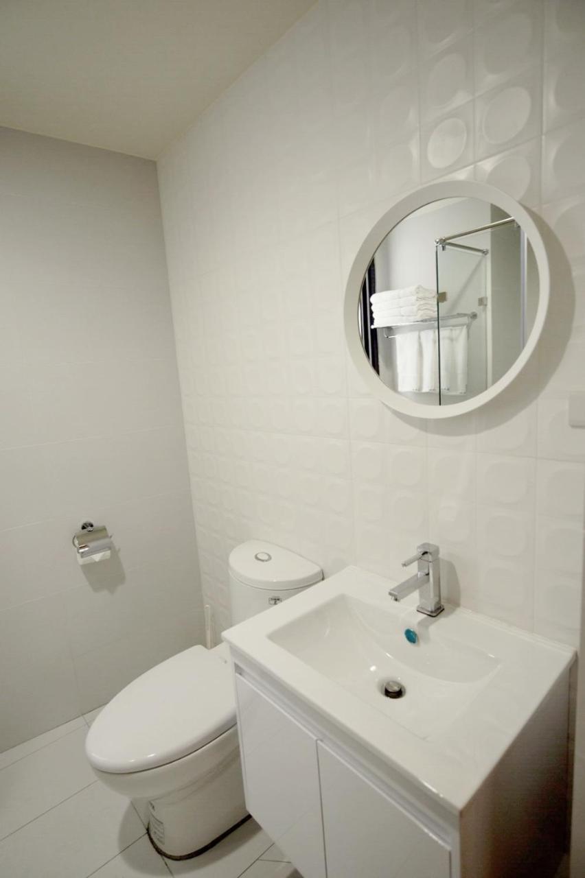Sakagami Hotel Tainan Extérieur photo